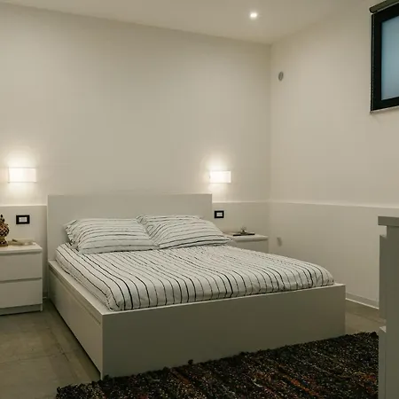 Fondo Διαμέρισμα